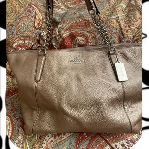 🚫SOLD Coach zipper tote